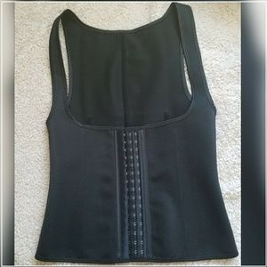 BNWOT Waist Trainer